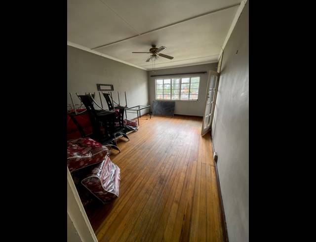 1.5 BEDROOM FLAT FOR SALE IN PELHAM